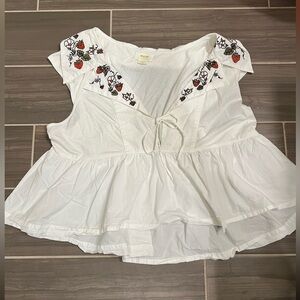 Maeve Anthropologie Babydoll Blouse Strawberry Embroidery